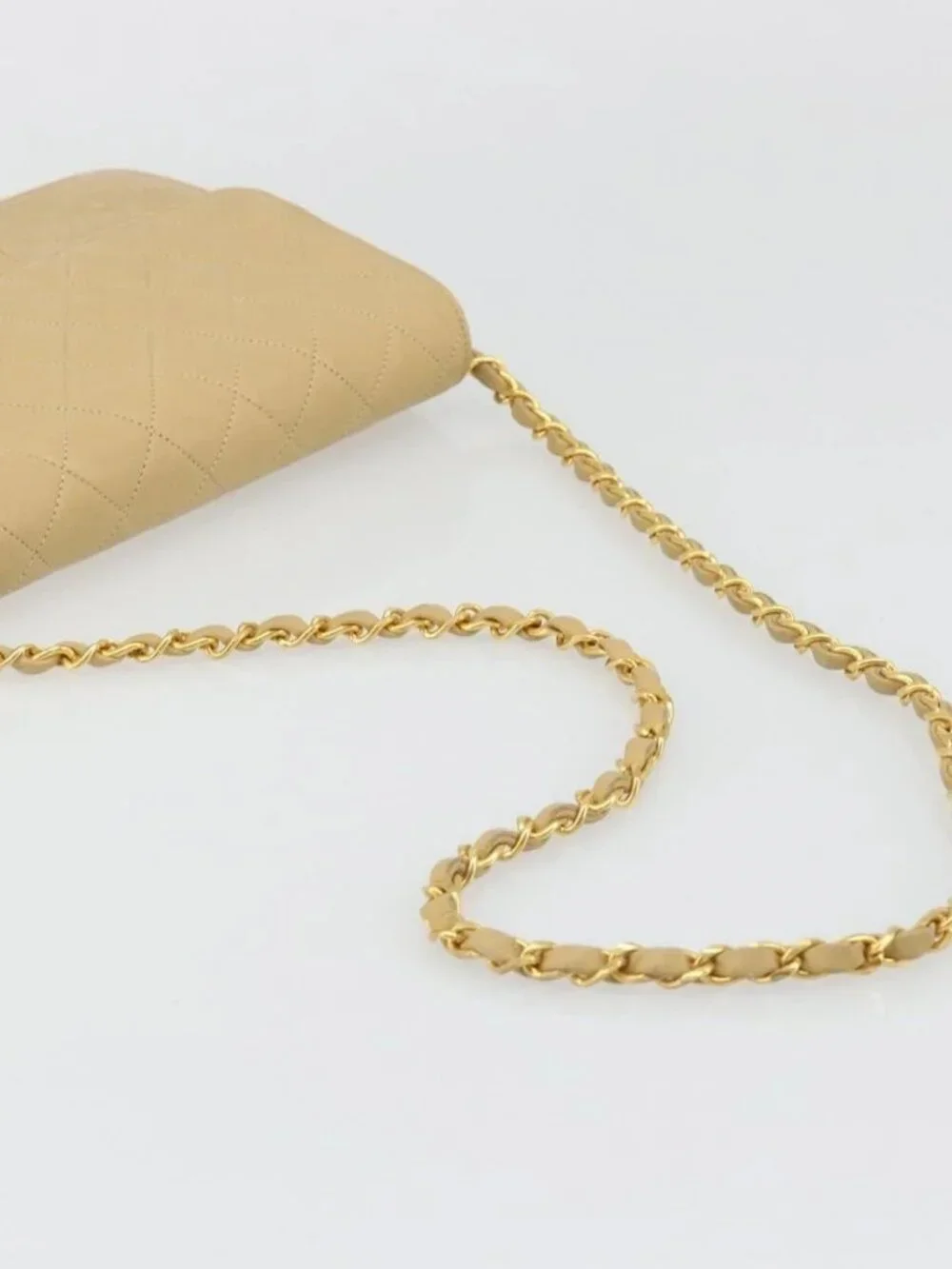 CHANEL Matelasse Chain Shoulder Bag Lamb Skin Beige Gold CC Auth 188721